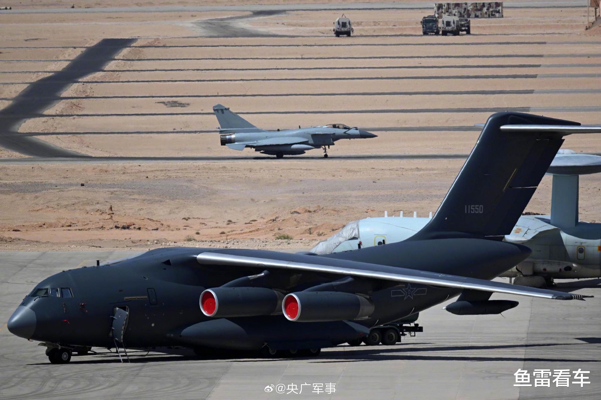 中埃“文明之鹰-2025”联合训练画面公布，融合度之高相当罕见