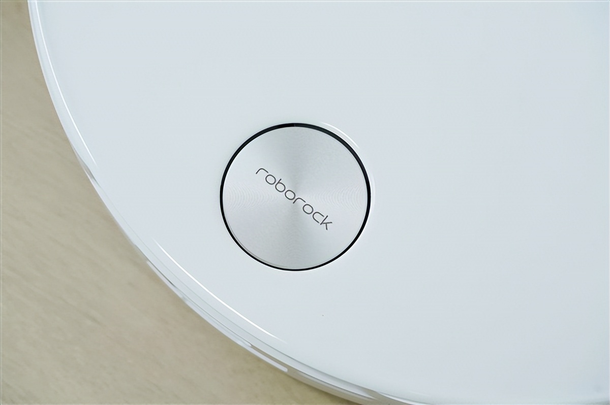 100℃沸騰洗拖布！石頭P20 Ultra Plus自清潔掃拖機器人圖賞