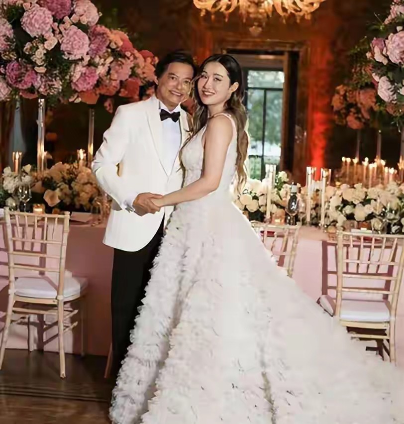 63岁移情别恋，65岁再婚娶小20岁学生，莫华伦的人生有多“精彩”