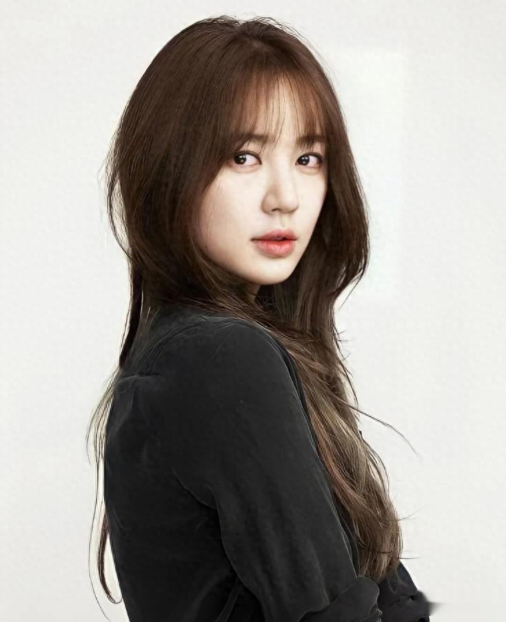 韩国女星尹恩惠走红25年,公开感谢孔刘:“我能买房,多亏了他”