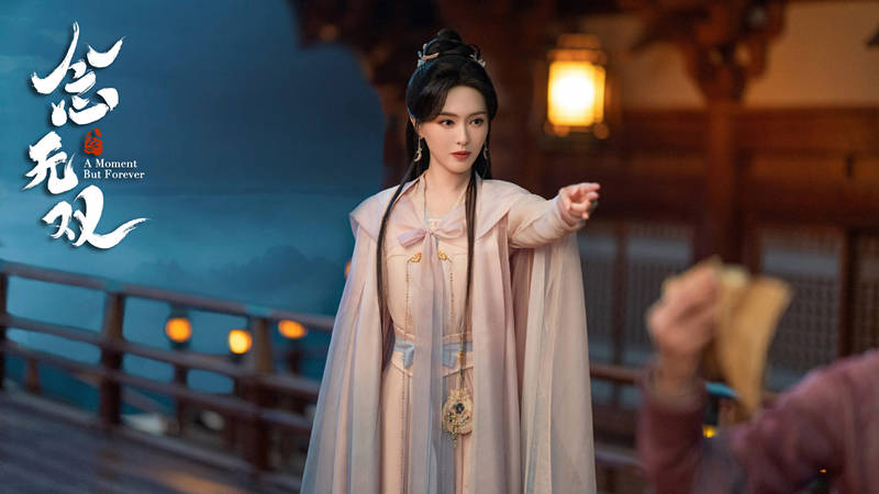 《念无双》评分暴跌却上3天热搜！这部剧凭什么让观众边骂边追？