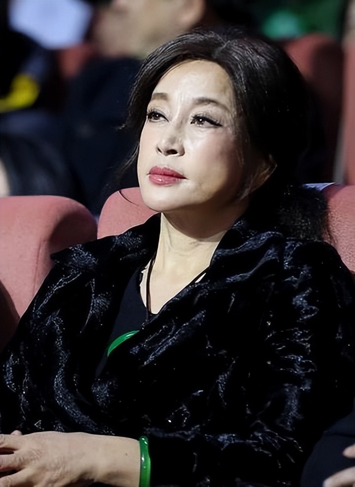 《一路繁花2》曝光:刘嘉玲全程黑脸，剩下几位直接“开撕”？