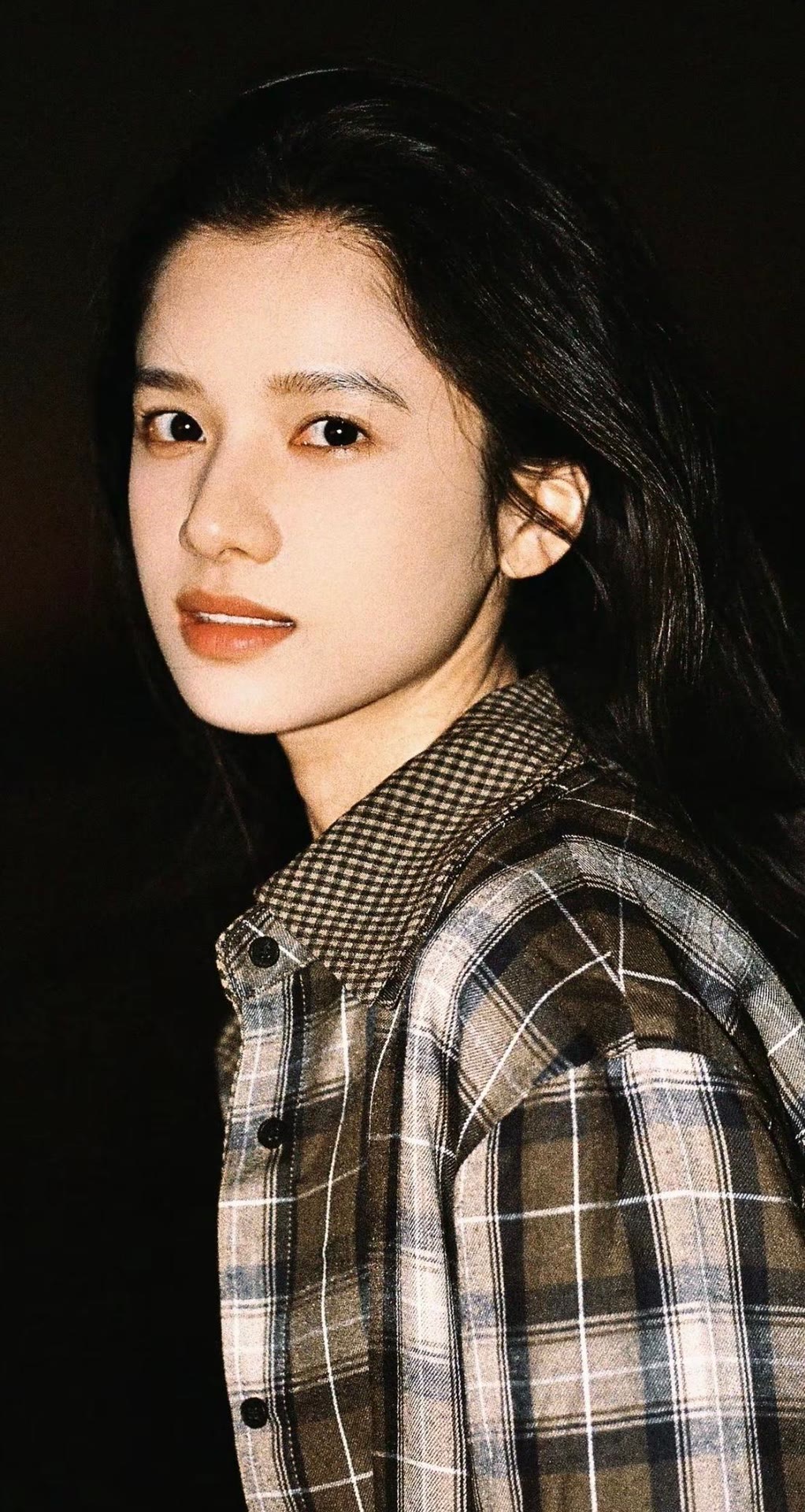 张靓仪，身材完美曲线