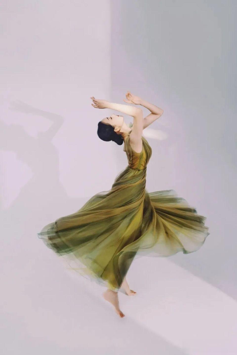 闫学晶儿媳徐梦迪，与杭州歌剧舞剧院演员撞名，事情闹大了