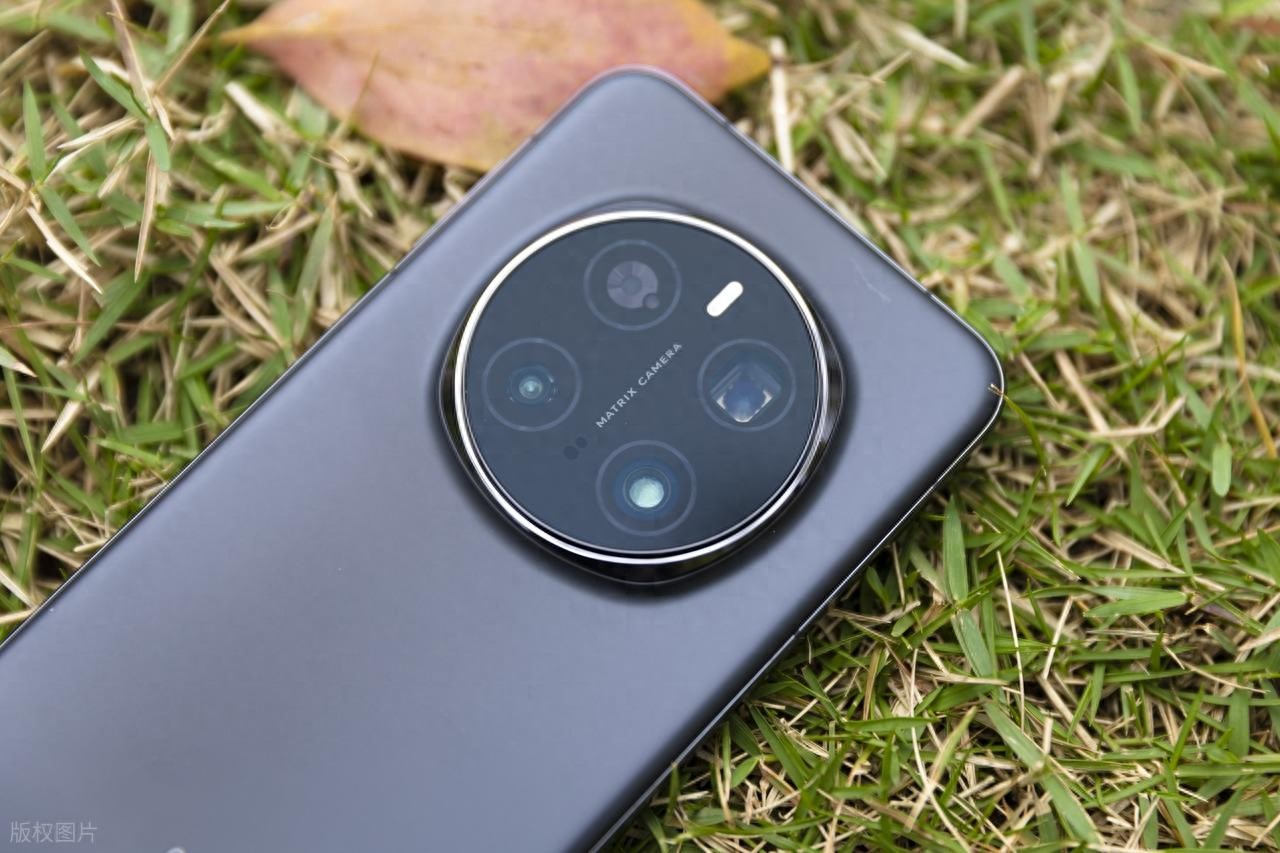 快、準、狠！榮耀手機到底怎么樣？說一點個人的基本想法