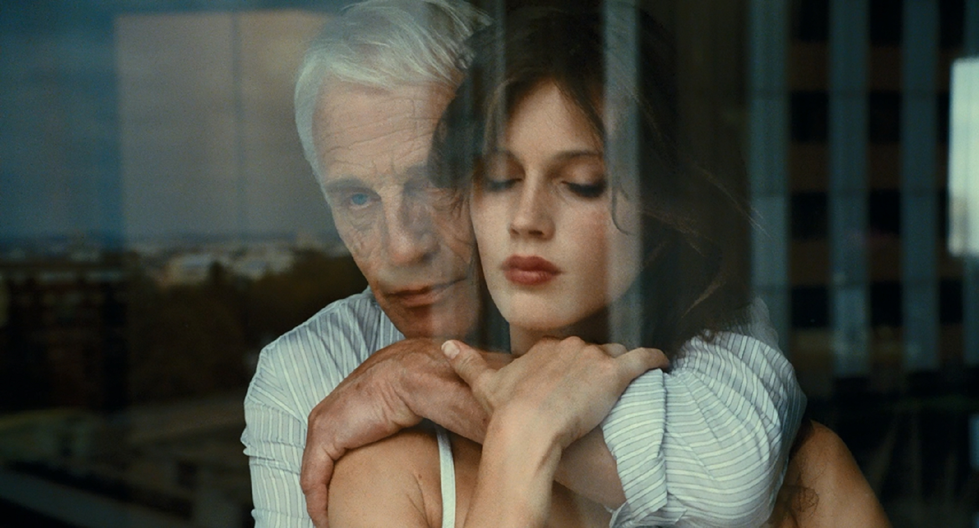 优雅与尺度并存！玛丽恩·瓦科特 6 部代表作，颠覆法式女星刻板印象