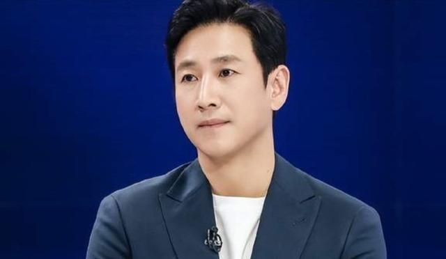 韩国影帝李善均之死:财阀千金黄荷娜裙下臣,3条人命葬送她手里