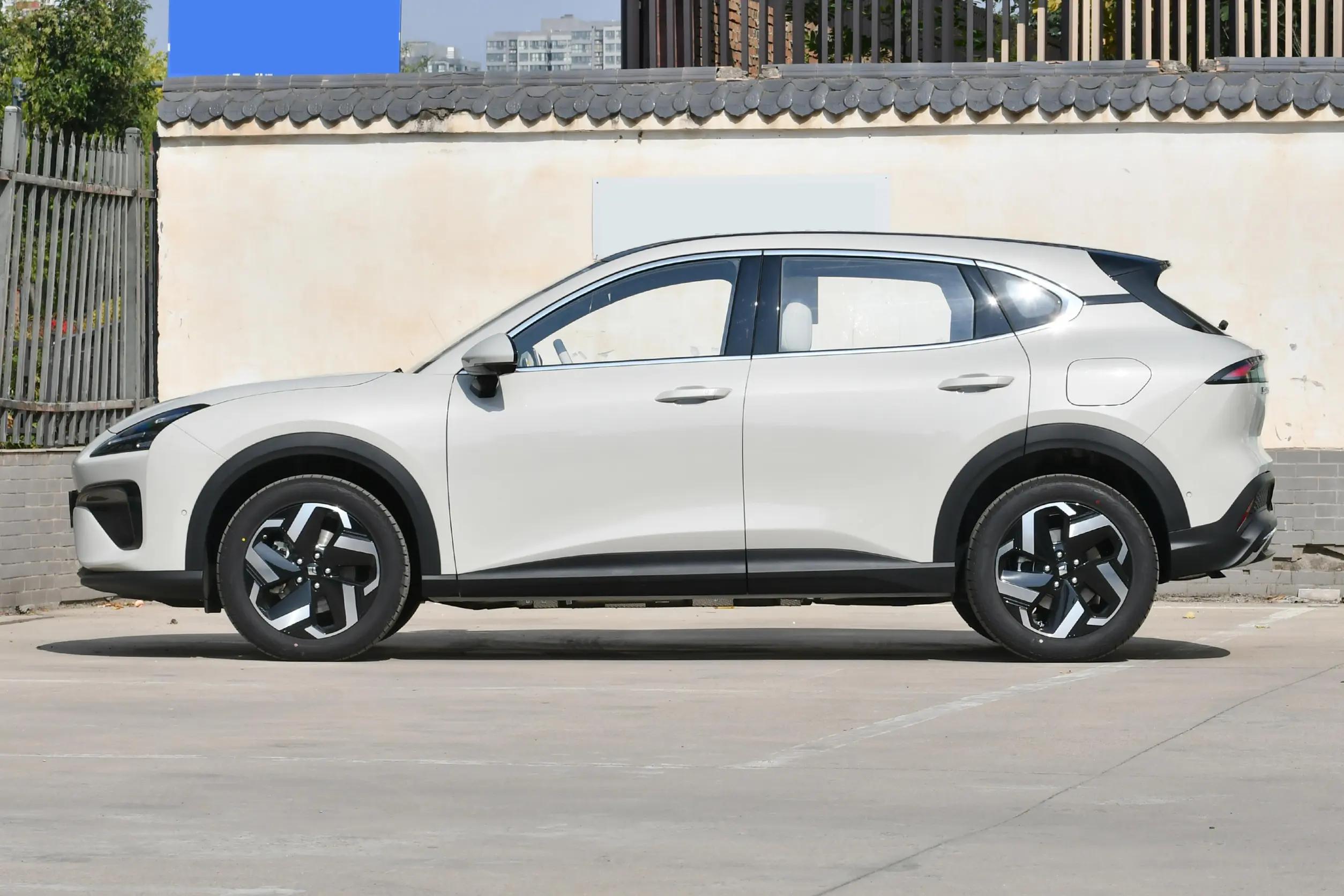 多项配置升级,2026款宝骏云海定档7.15上市,搭纯电/插混动力