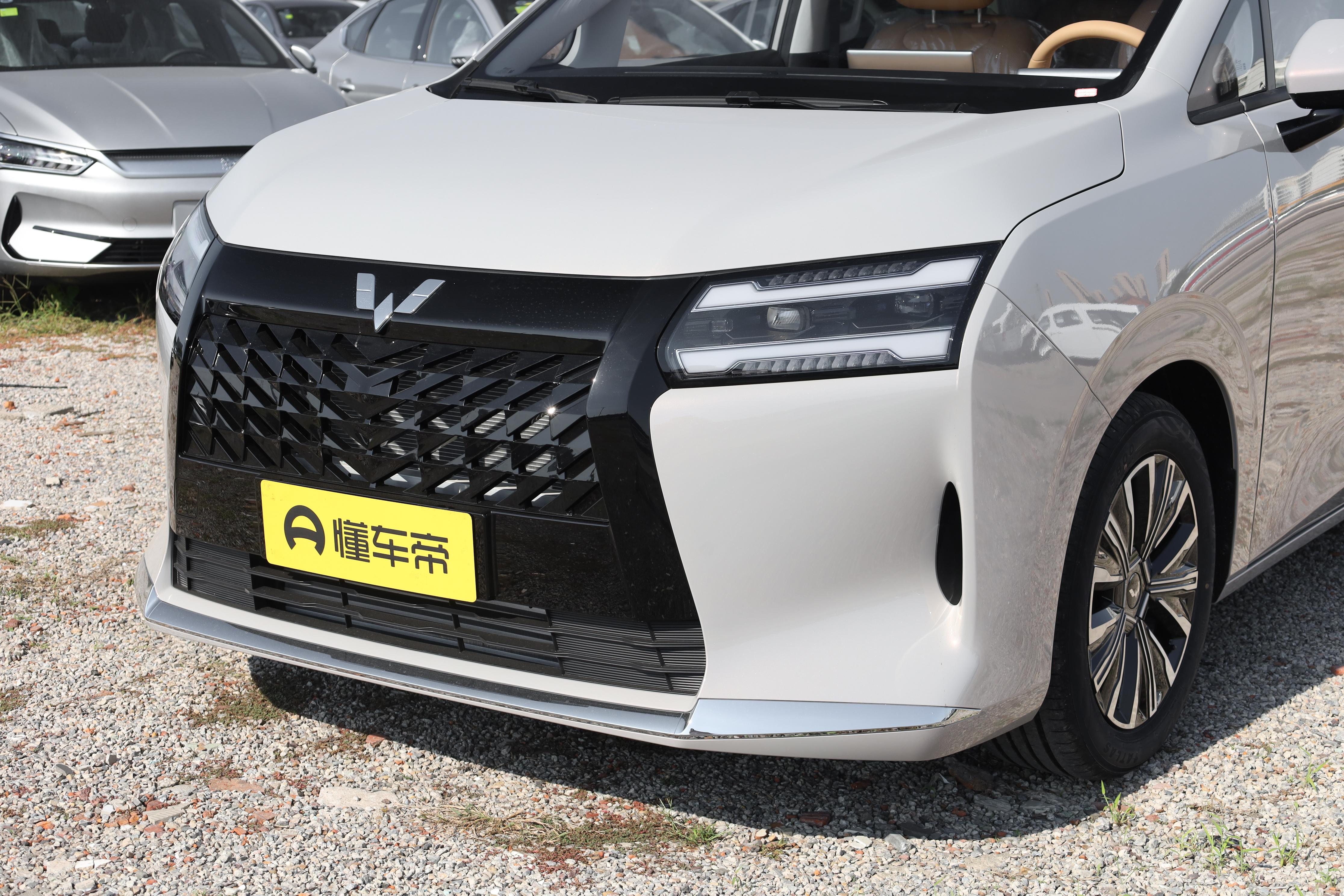 7.68 万起的舒享大7座MPV—星光730 PHEV，真7座大空间+电滑门
