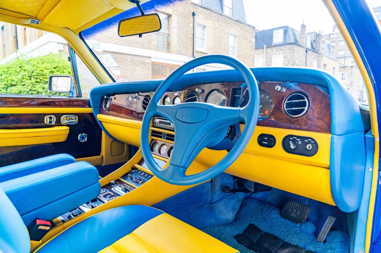 文莱苏丹的特别定制——1992款宾利Val D’Isere与皇室车库的传奇