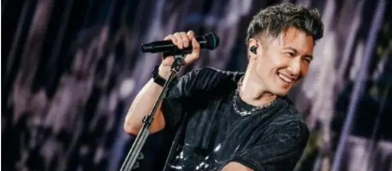 张柏芝回应谢霆锋演唱会：去了他还怎么开？网友笑疯