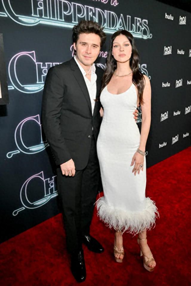 撕破脸！贝克汉姆长子曝被PUA多年，母亲贴身跳舞太恶心