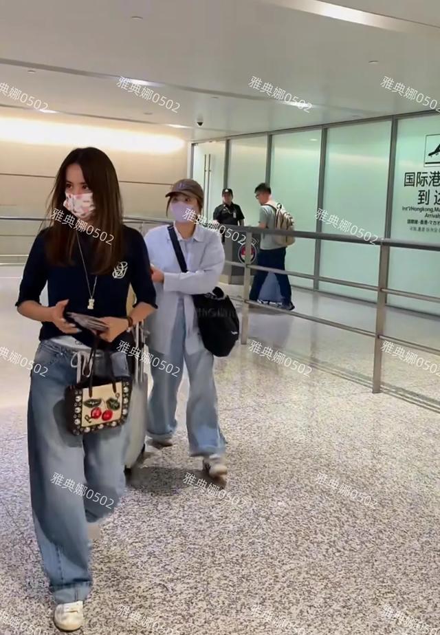 蔡依林空降上海小小身材大气场,眼睛又圆又大超有神她特别宠粉!