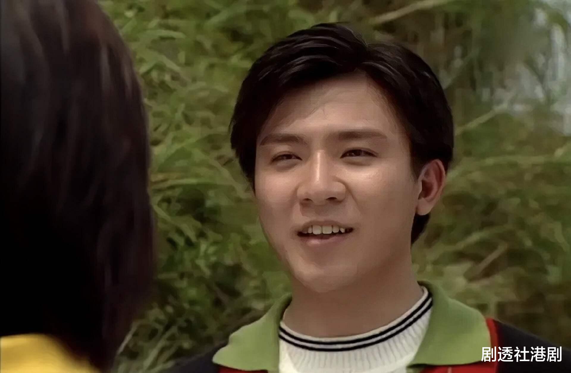 香港知名演员感情状况成谜，和同性好友传绯闻，因得罪高层遭TVB雪藏