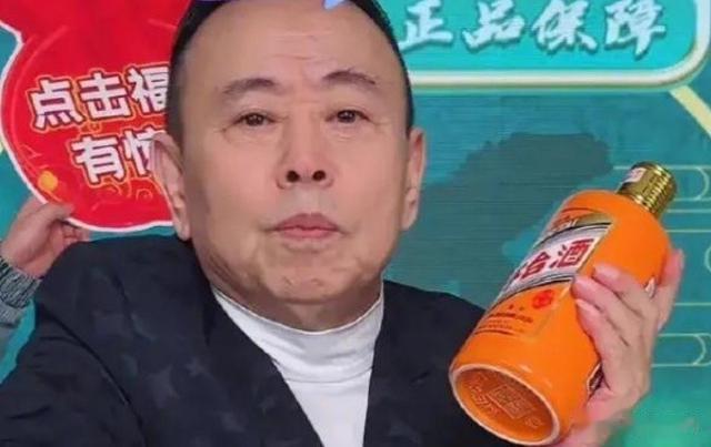 忍不了了!央视下场点名,主流媒体一通批评,他们谁也不值得可怜