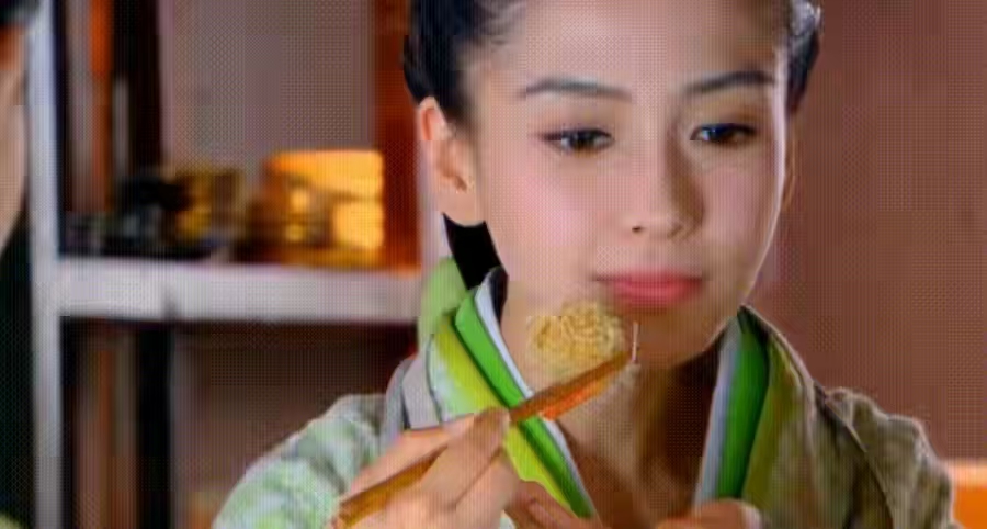 假臀假身材假学霸，娱乐圈“从头假到脚”，还有什么是真的?