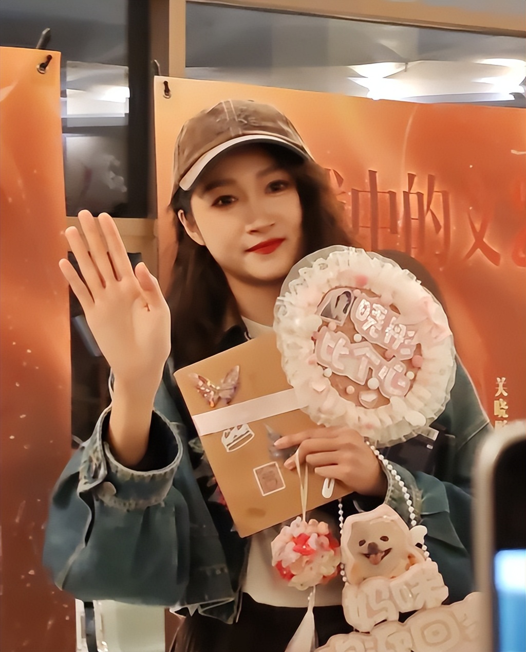 广电培训明星生图,关晓彤肿胀脸蒜头鼻,杨颖惊艳,白鹿咋瘦成这