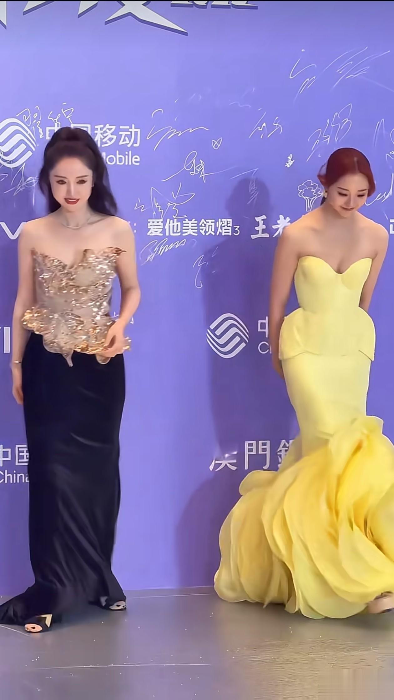 46岁董璇与32岁万千慧罕见同框！董璇明艳大气，站一起毫无年龄差