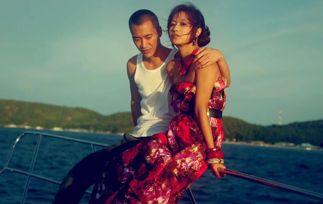 任谁能想到,“丁克”了半辈子的徐静蕾,如今却活成了人生赢家