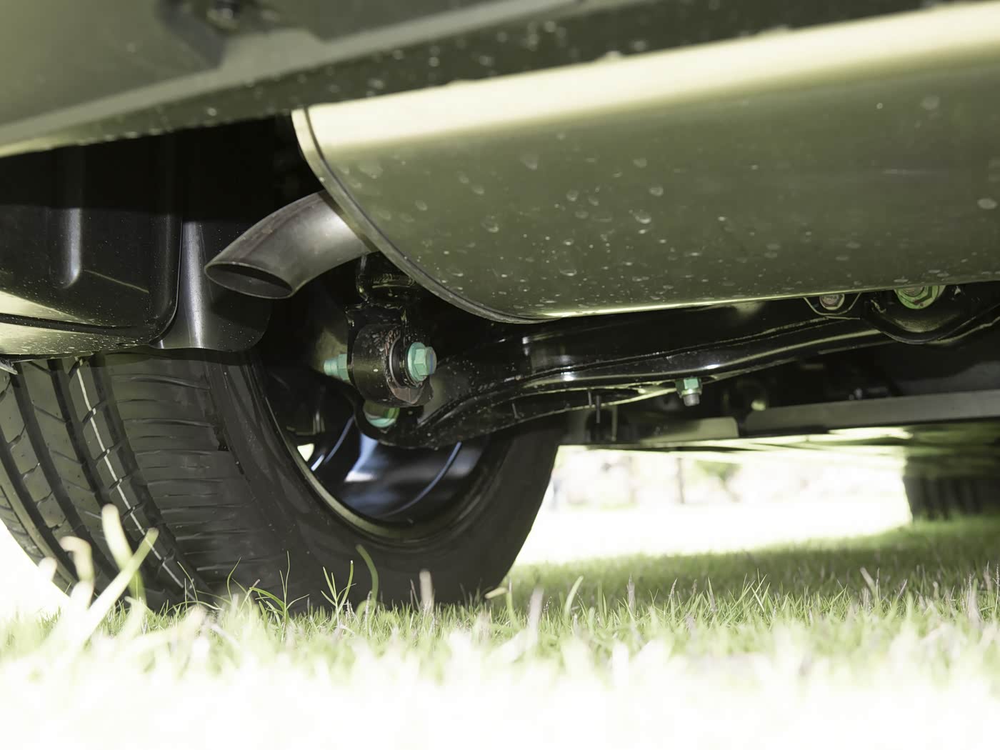 价格重叠，海豹06 DM-i旅行版和普通版差别大不大？