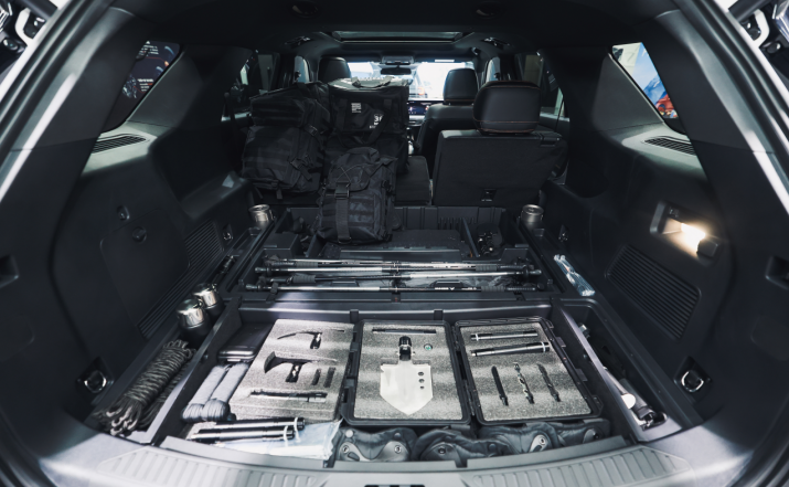 福特探险者昆仑谱系再添猛将,大五座硬核新车首秀