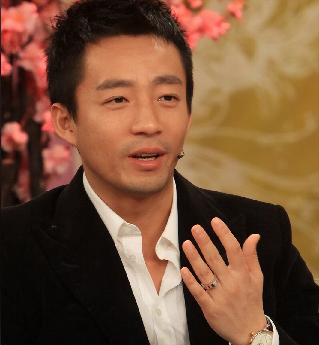 刚胜诉不到半月,汪小菲再次迎来大麻烦,麻六记或将遭流量反噬