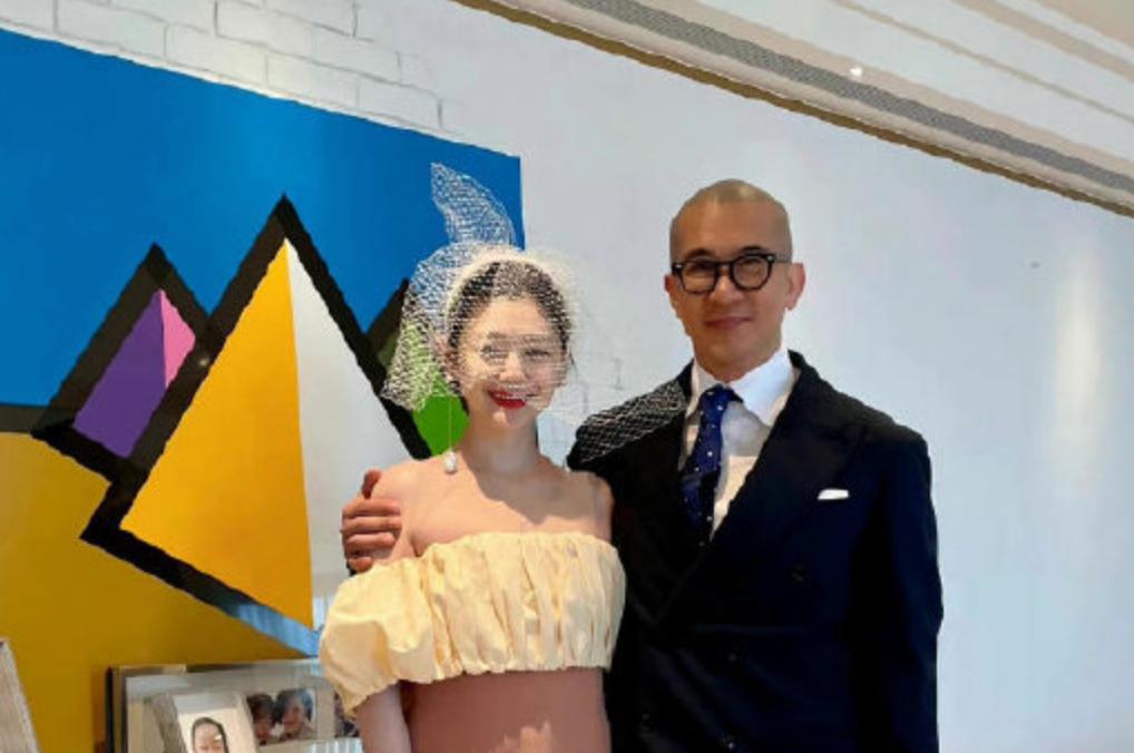 台媒爆马筱梅婚礼细节！999颗钻石婚纱，大S两届婚礼太心酸了