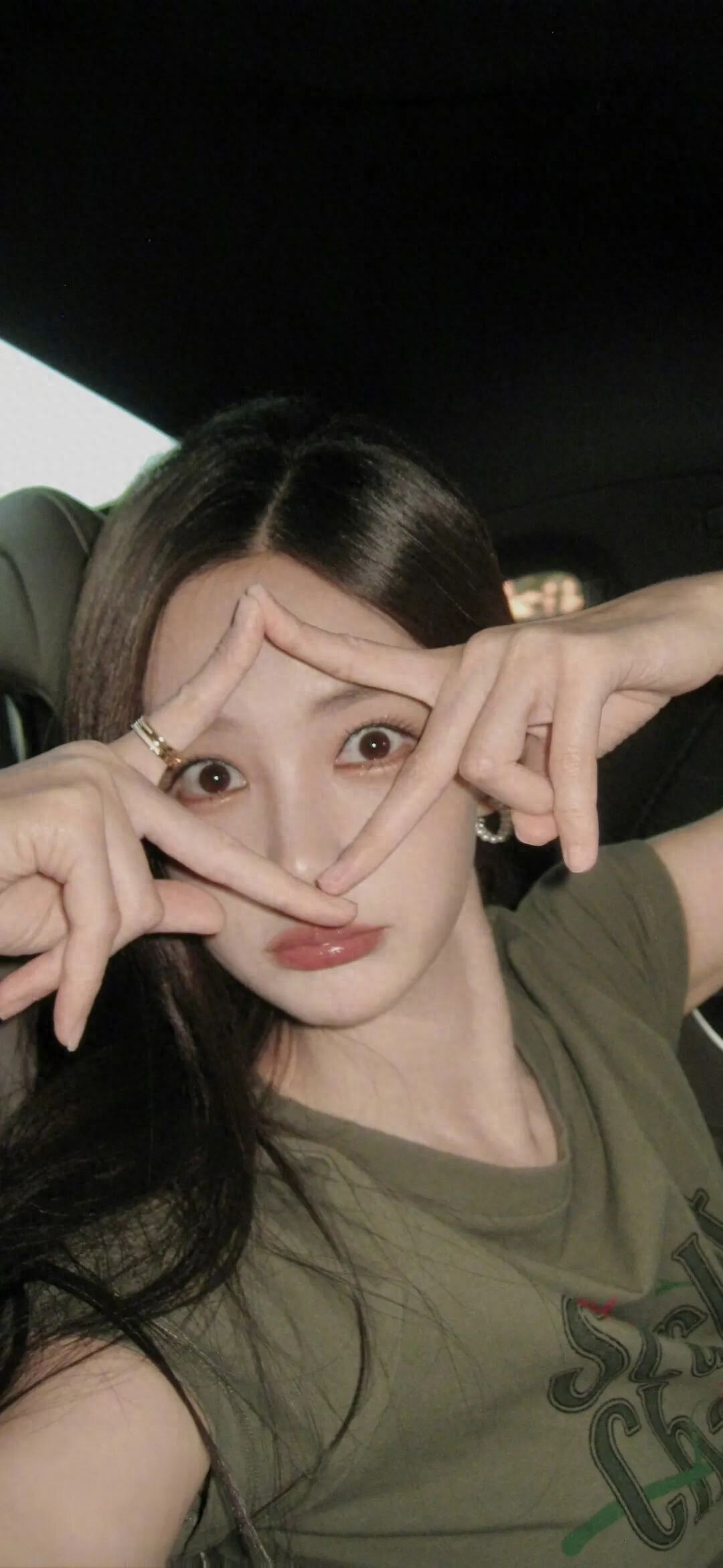 李一桐的甜美笑容