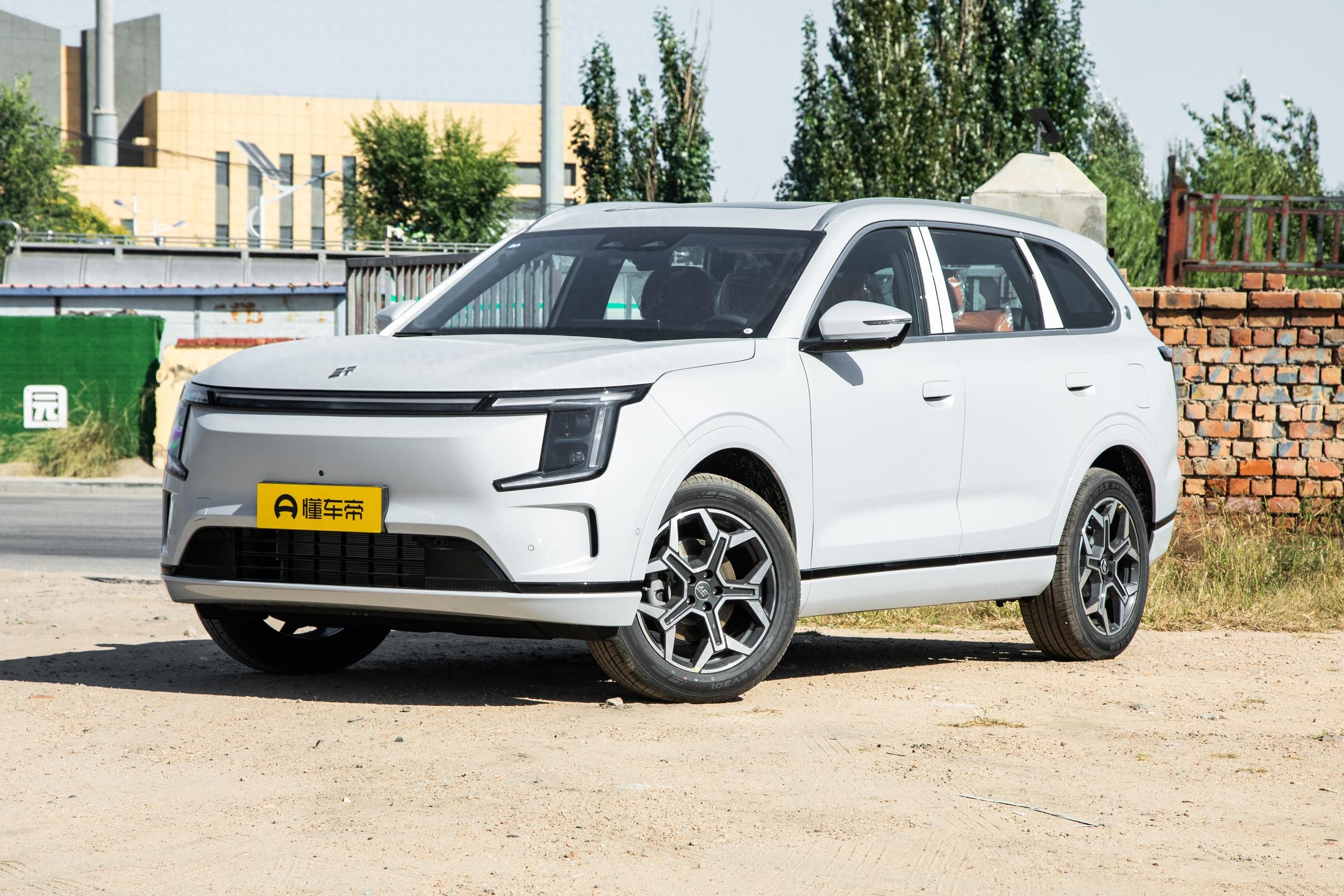 捷途山海L7 PLUS：家用七座SUV的新选择，全家人都满意