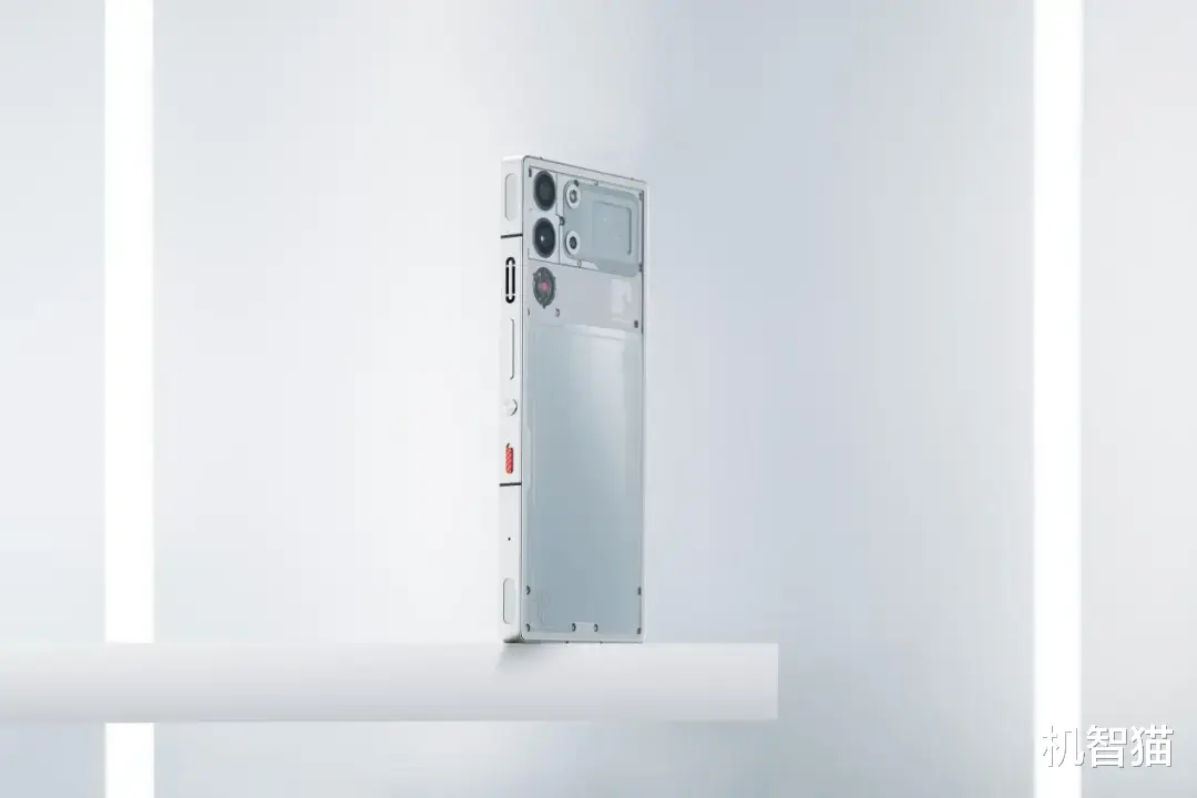主動散熱風扇，要成性能手機標配了？