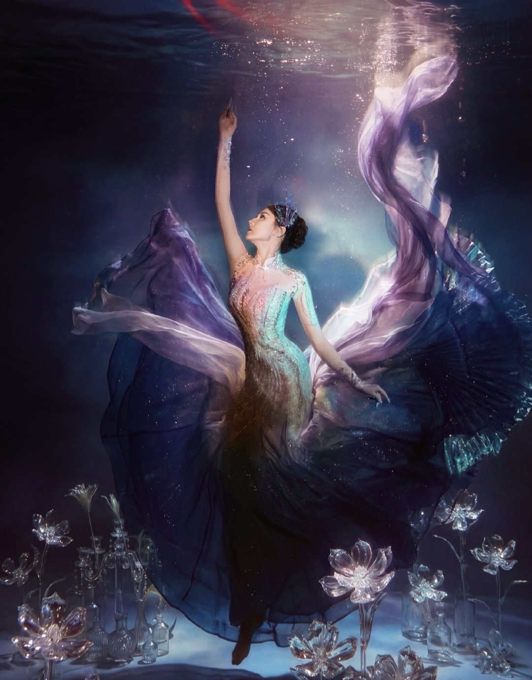 上午还在质疑迪丽热巴发福变胖，下午就被她人鱼公主的造型惊艳了