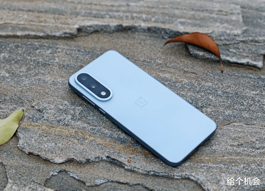 目前“最值得撿漏”的高性能手機，國補后跌至1605元，價格大跳水