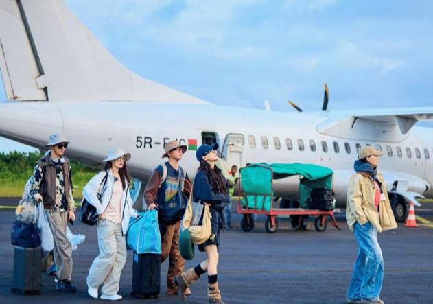 《花儿与少年7》圆满收官，3人名利双收，2人翻红，只有她被骂惨