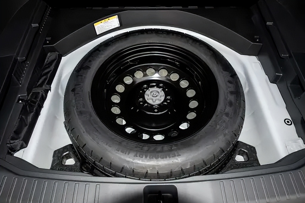 面对2026新规,这台大空间低能耗SUV直接“提前满足”!