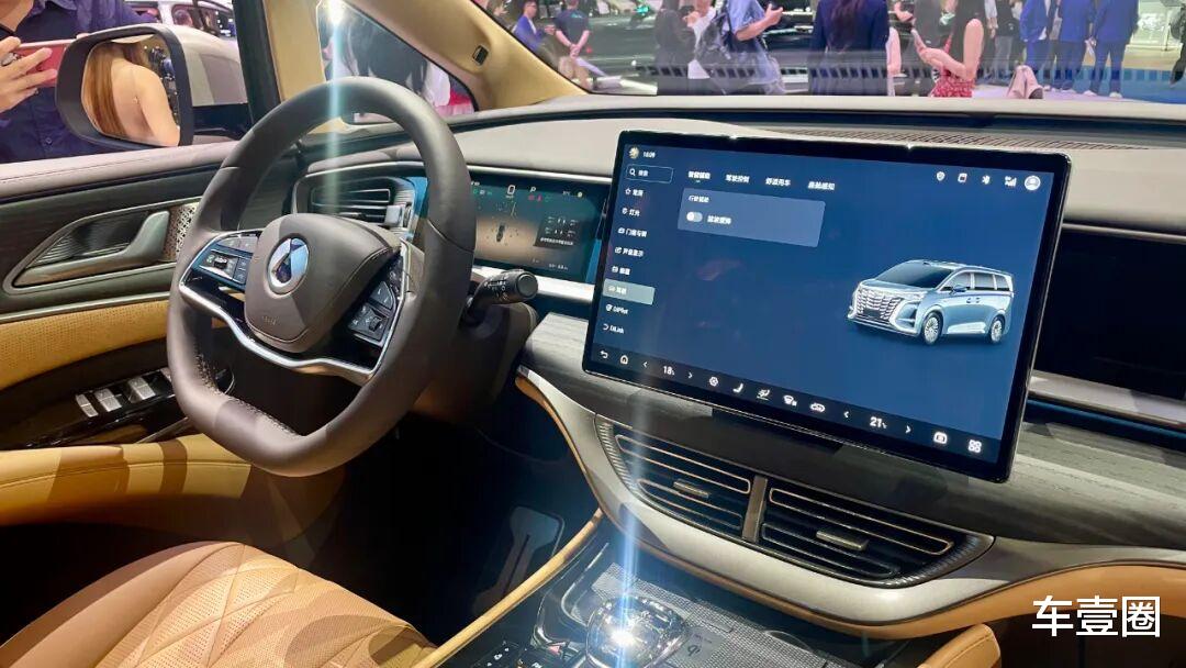 快评腾势D9:入门价来到30万元级,MPV销冠更稳了?