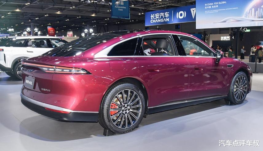 13.99万元起的中大型家轿!风云A9L登场,还有四座可选