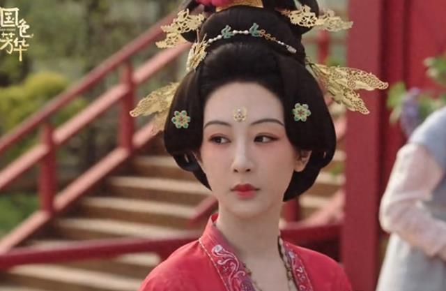 2025至今热度前十古装剧出炉：《似锦》第五，《国色芳华》才第二