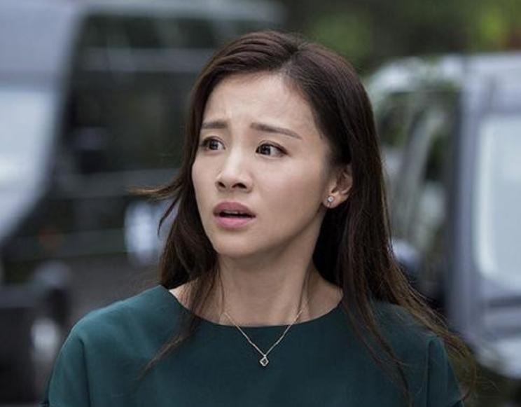 章龄之做梦也没想到,辛苦养大的12岁儿子,如今开始给陈龙长脸了