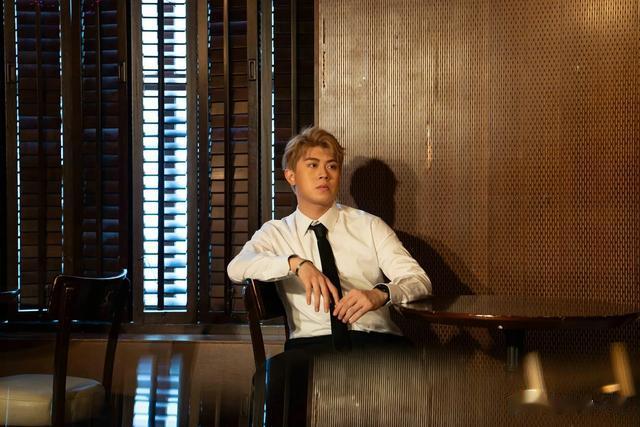 TVB综艺节目《残酷一叮》6岁台主长大出道 告诉刘德华可以唱情歌了