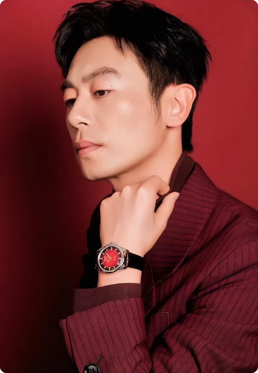 与朱亚文离婚传闻真相大白9个月后,沈佳妮近况曝出,一点不意外