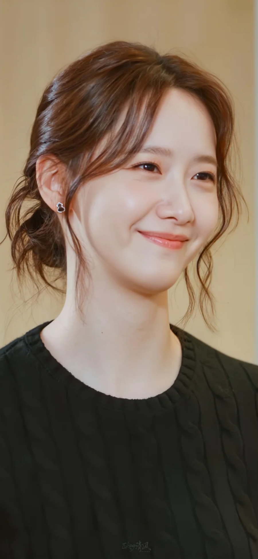 林允儿闪耀的美貌，我舔~