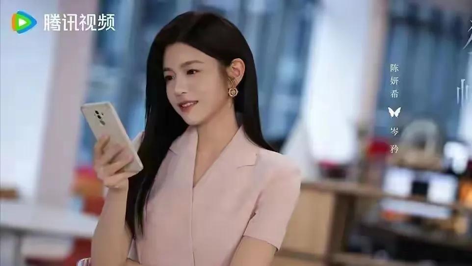 《狙击蝴蝶》6位美女颜值排名,陈小纭第4,陈妍希第3,第1是她