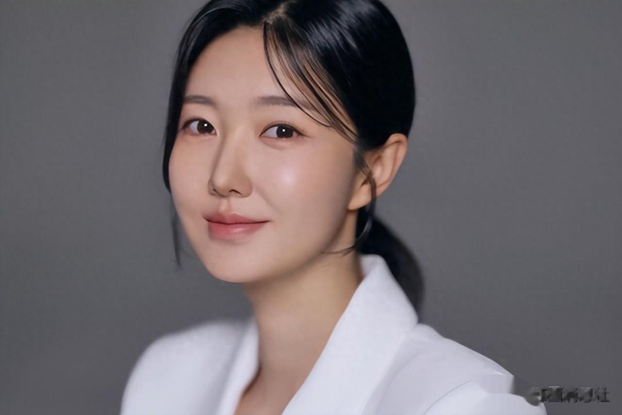 韩国实力女演员签约新经纪公司，与孙贤周、郑恩地成为同事