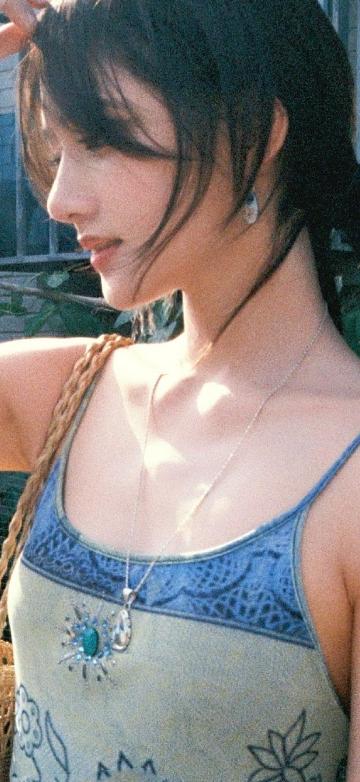 任敏:盛夏里的灵动俏佳人