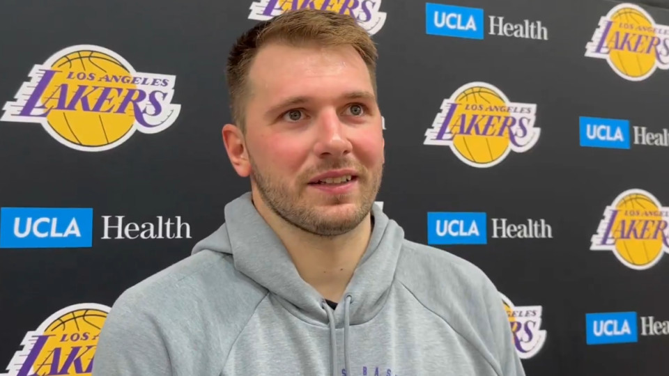 库里巴特勒将缺战湖人！东契奇打季前赛计划曝光 首次回应詹姆斯伤情