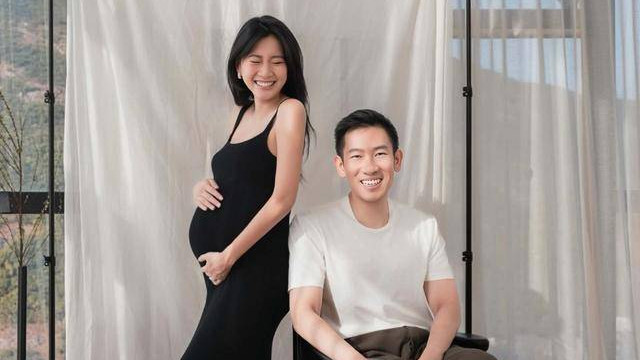 香港知名星二代宣布平安生女