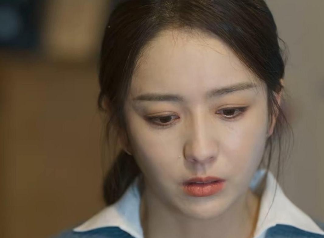 离婚4年，42岁佟丽娅再次官宣喜讯，成为了陈思诚高攀不起的存在