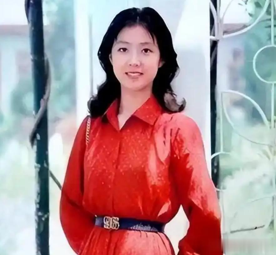 6次怀孕5次堕胎，终身不孕的她惨遭丈夫抛弃，二婚后又被宠上天