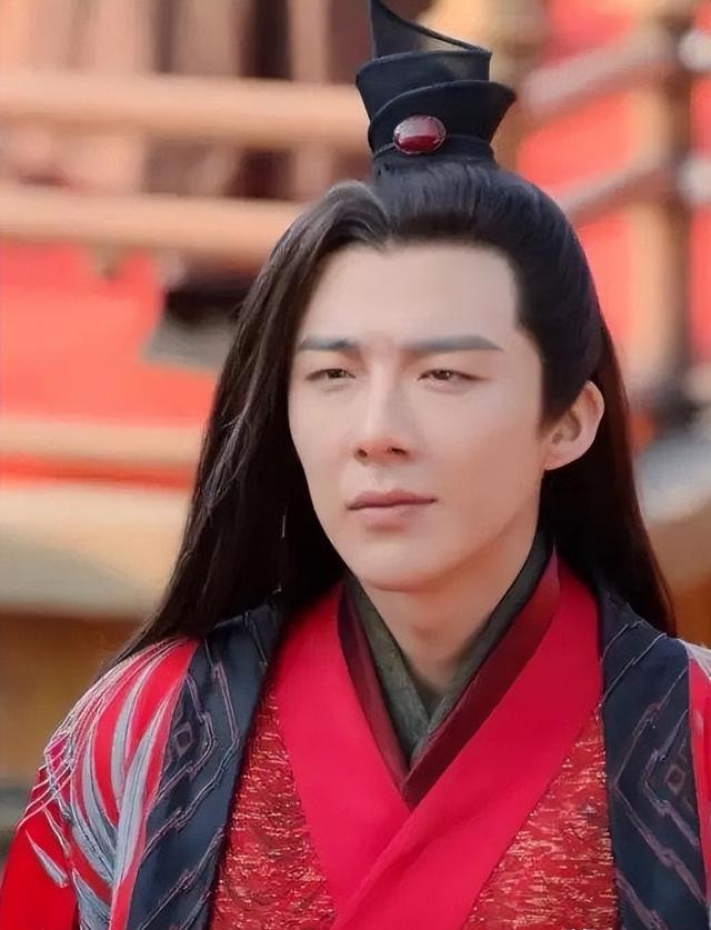 丑而不自知多可怕？这些非要演“绝世美男”的演员，一个比一个尬