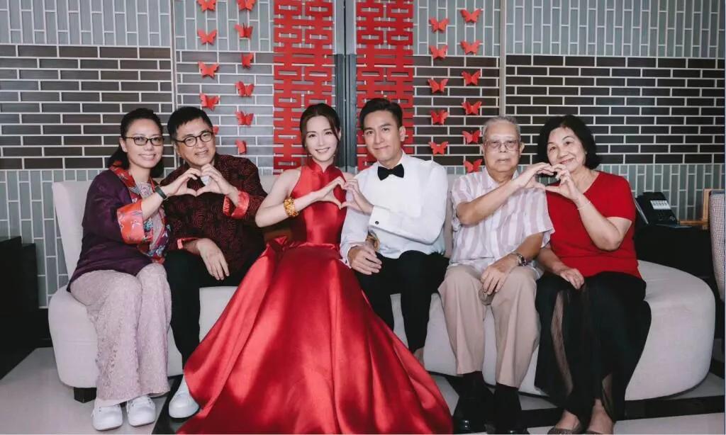 马国明爸爸去世,汤洛雯扶着婆婆很孝顺,马国明岳父汤镇宗没来!